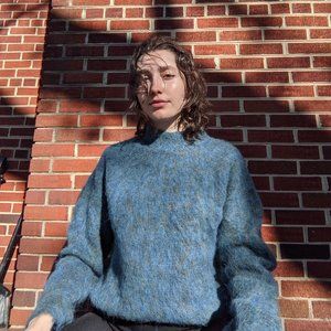 Thin wool Uniqlo sweater